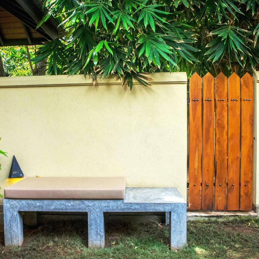 Hotel The Spice Trail Arugam Bay Esterno foto