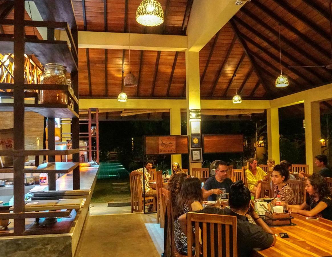 Hotel The Spice Trail Arugam Bay Esterno foto